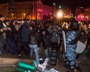 Захарченко заявив, що перед силовим розгоном Євромайдану, людям пропонували перейти в інше місце