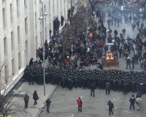 Міліція вже знає, хто причетний до штурму адміністрації президента