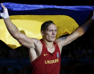 Александр Усик будет драться в Броварах с представителем Колумбии