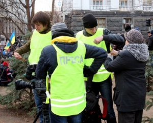 Милиция завела более двадцати дел об избиениях журналистов в Киеве