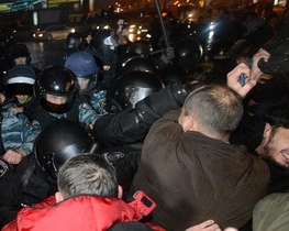 Во время митингов в Киеве пострадали 412 человек - МВД