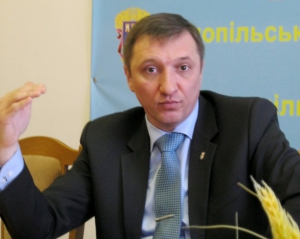 На Тернопольщине решили убрать отовсюду портреты Януковича