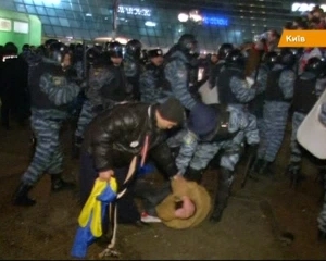 На побитого активіста Євромайдана &quot;вішають&quot; крадіжку телефона