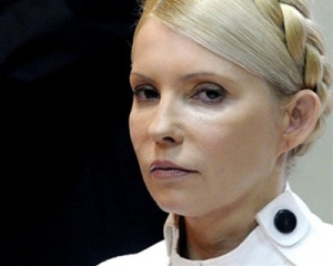 Тимошенко призвала не садиться за стол переговоров властью