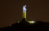 Статую Свободы и Христа-Искупителя подсветили цветами украинского флага