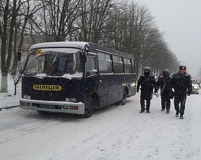 В столичной милиции объяснили, для чего стащили дополнительный спецназ из Василькова