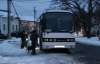 Автобус з мітингувальниками у Мукачево обшукали на наявність вибухівки