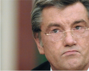 Януковичу докладывают &quot;в более розовых тонах о событиях в стране&quot; - Ющенко