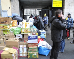 10 машин с вещами для Евромайдана привезли поляки