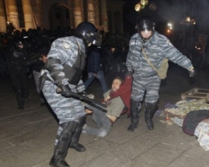 "Влада здає чужих, а чужі - це всі, хто не "сім'я" і не "донецькі" - Балога про відставку Попова