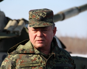 Министр обороны Лебедев вошел в люстрационный список Евромайдана