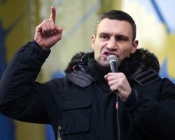 Кличко пообещал разобраться с провокаторами на Майдане