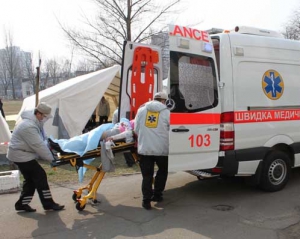 На Луганщине в "Мерседесе" нашли трупы парня и девушки