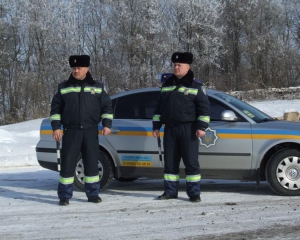 Гаишники накупили у днепропетровцев шин на 180 тысяч