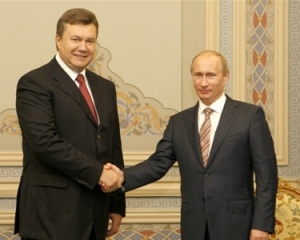 Янукович міг здати Путіну стратегічні об&#039;єкти - економіст