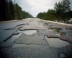 На українські дороги планують виділити понад 15 мільярдів гривень
