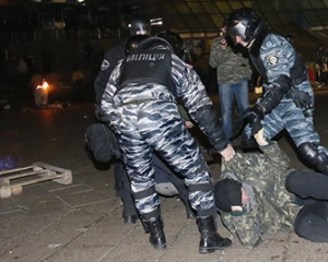 Янукович, Азаров і Захарченко привітали міліцію і побажали &quot;нових звершень&quot;