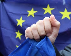 За поднятие флага ЕС в Черкассах судят активиста Евромайдана