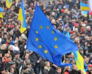 В Запорожье Евромайдан требовал люстрации власти и отставки мэра