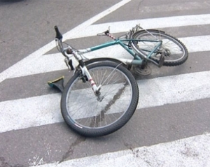 На Запоріжжі міліцейський начальник на смерть збив велосипедиста і втік