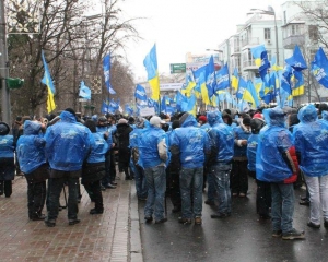 Партія регіонів остаточно відмовилась розраховуватись із учасниками &quot;антимайдану&quot;