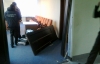 Вырванные "с мясом" двери и сломанные стулья: нардепы заставили Герегу закрыть заседание Киевсовета