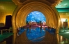 Гигантский аквариум и впечатляющий дизайн - рыбный ресторан в Дубаях 