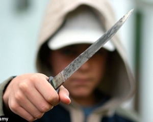 Невідомі підрізали ножем одного з організаторів харківського Євромайдану