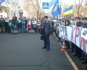 Українці колективно позиватимуться до Захарченка