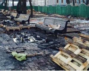 Разруху, которая осталась в Мариинке после &quot;антимайдана&quot;, регионалы назвали фотомонтажом