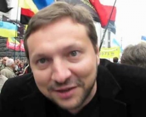 Стець напомнил ГАИ о давней традиции - "топить врагов Украины в г**не"