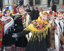6-7 января на Майдане будут угощать кутьей и устроят праздничный перезвон