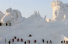 У Китаї побудували 26-метрову башту з льоду