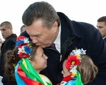 Янукович с частным визитом отправился в Донецк - СМИ