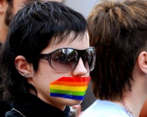 Майдан хотят дискредитировать гей-парадом