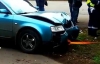 В Одесі п'яний водій прив'язав своє авто до дерева, у яке врізався