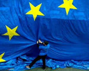 Керівництво ЄС погано розуміє українські проблеми - французький політолог