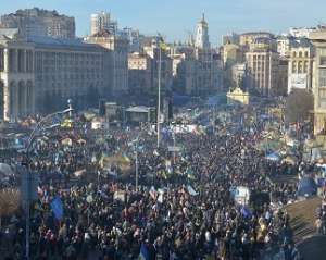 Известные украинцы попросили &quot;Майдан&quot; готовиться к референдуму 