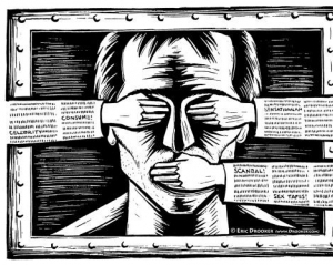  В Украине ввели цензуру - за клевету теперь будут сажать и штрафовать