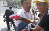 В Таиланде в демонстрантов бросили бомбу: ранены 28 человек