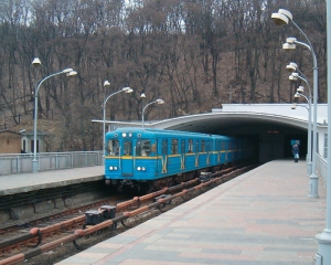 Киевскому метрополитену не хватает денег на ремонт вагонов