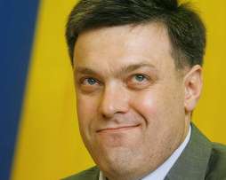 Оппозиция собирает депутатов со всей Украины, чтобы заставить власть выполнить требования Майдана
