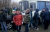 Активісти заблокували міжнародну трасу Львів-Краковець: палять скати і не пускають транспорт