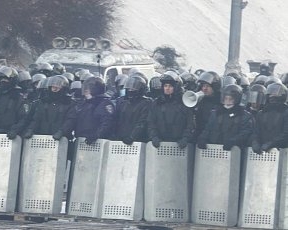 Силовики пошли на переговоры с протестующими на Грушевского