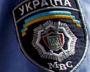 На Майдане захватили троих милиционеров, одного ранили - МВС