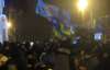 Донецких евромайдановцев окружали титушки в шарфиках ФК "Шахтер"