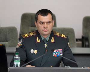 Захарченко відзвітував про визволення з Майдану двох міліціонерів 