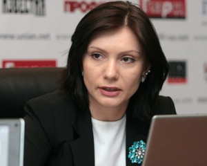 &quot;Регіоналка&quot; Бондаренко стверджує, що візу в США їй не скасовували