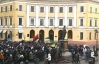 Євромайдан в Одесі: активісти і футбольні фанати колоною йдуть до ОДА