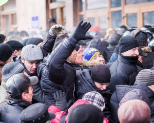 Во время разгона в Черкассах пострадали польские журналисты